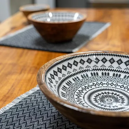 Angels Free Private Parking Of Stayinthess דירה *