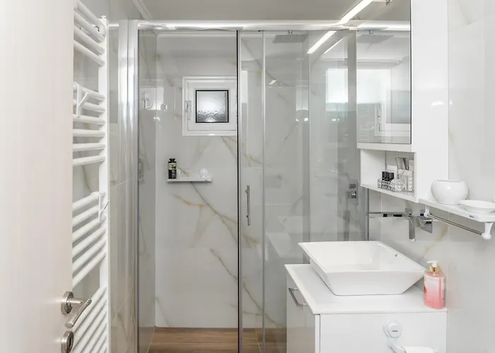 Angels Free Private Parking Of Stayinthess Apartman Szaloniki