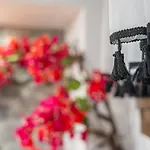 Angels Free Private Parking Of Stayinthess Апартаменты