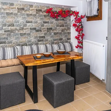 Angels Free Private Parking Apartment *
