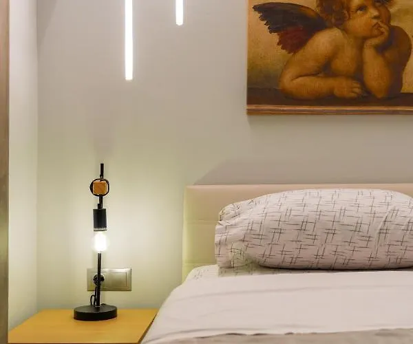 Angels Free Private Parking Of Stayinthess Lejlighed