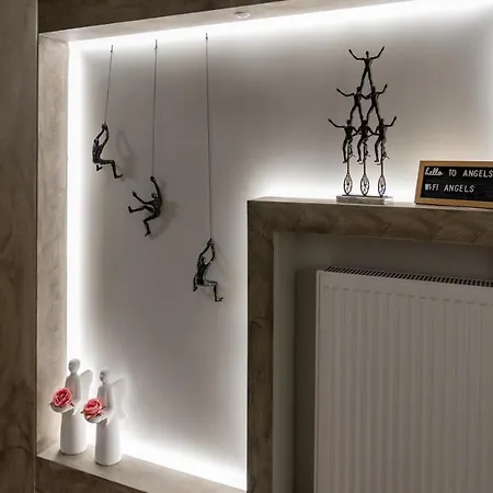 Angels Free Private Parking Of Stayinthess 아파트